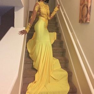 PROM DRESS/ FANCY ATTIRE